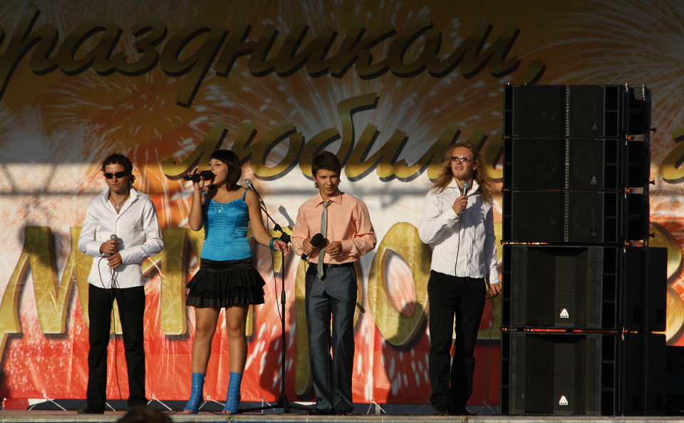 Бросайте девушки, домашних мальчиков