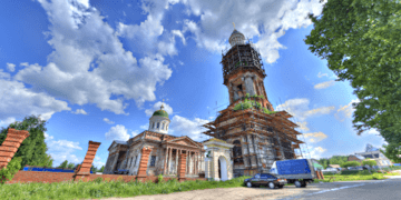Троицкий собор - вид на колокольню